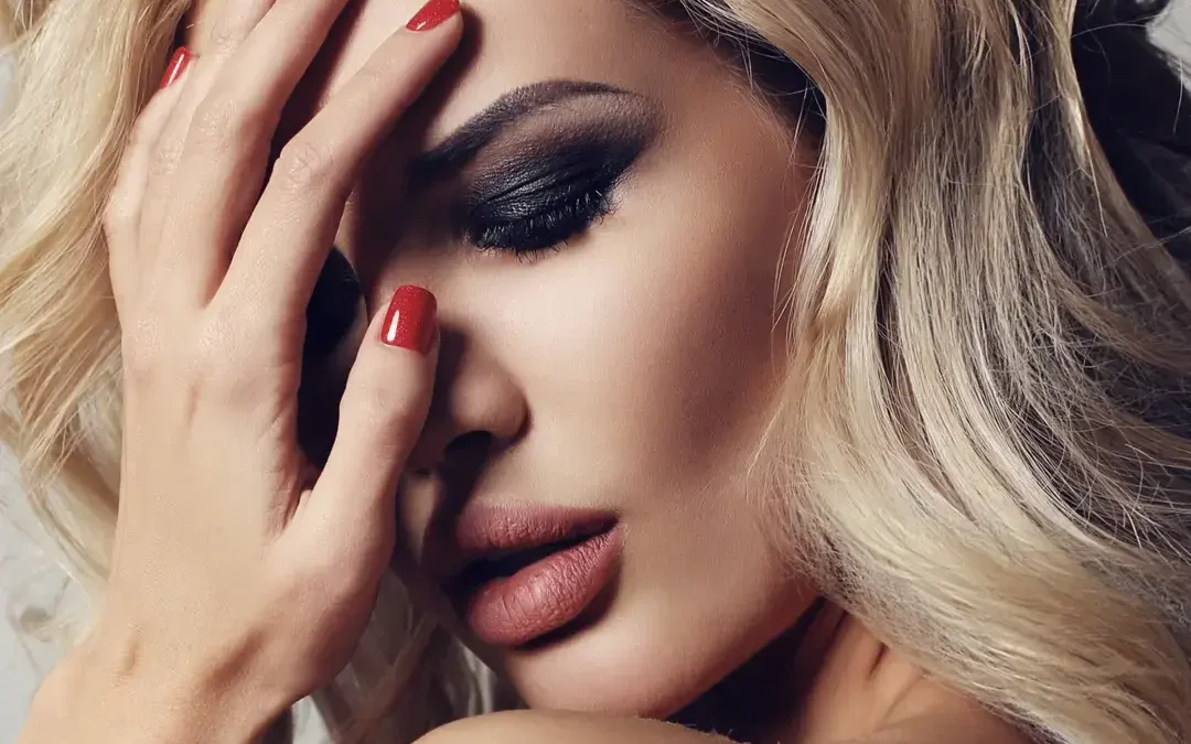 What is Blooming Gel Nail Trend?
